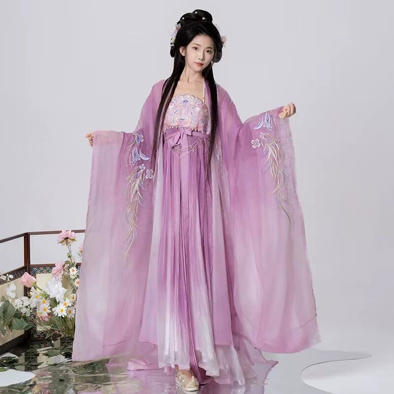 The Splendor of Mǎmiàn Qún:Traditional Beauty in Chengdu