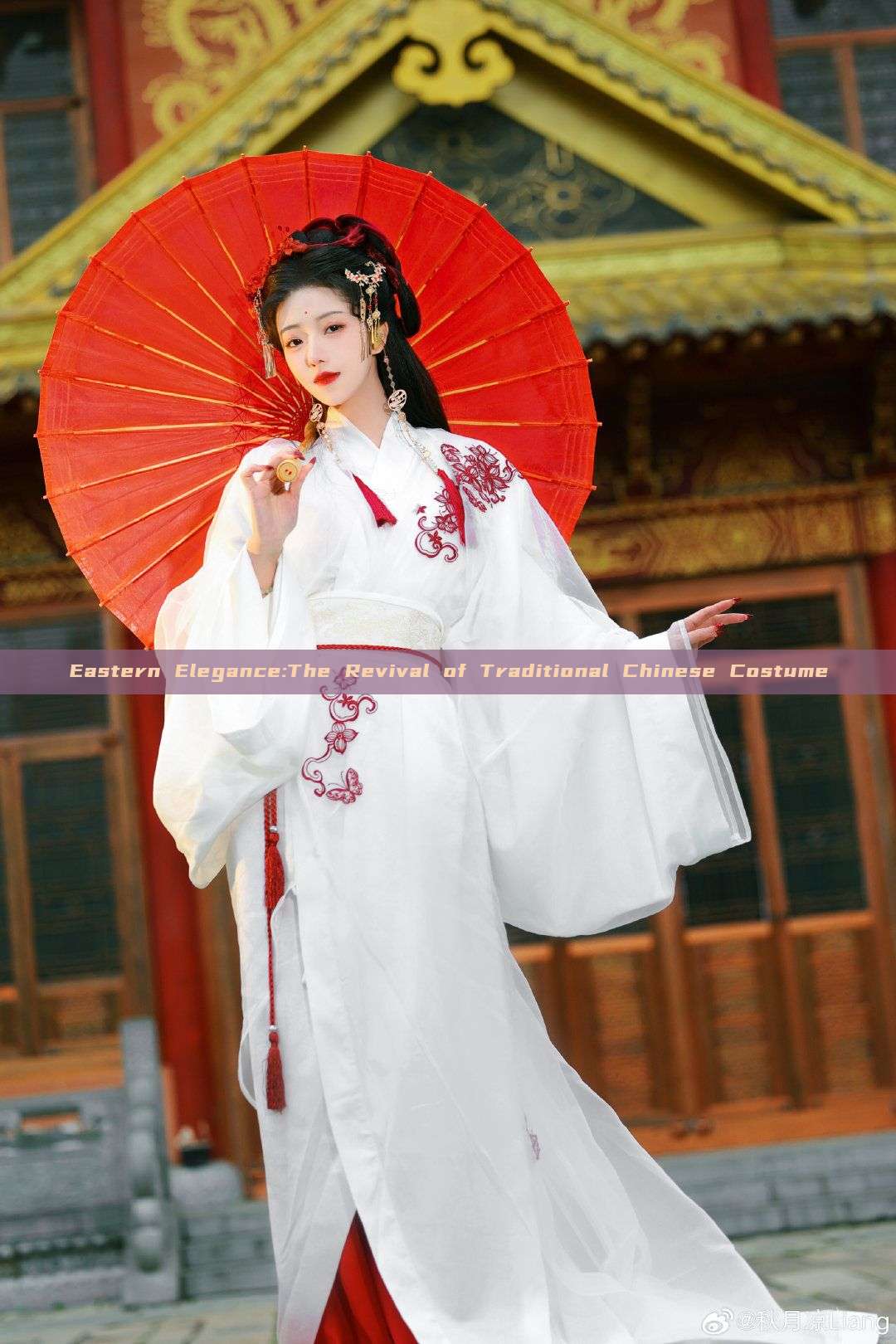 Eastern Elegance:The Revival of Traditional Chinese Costume Eastern Elegance:The Revival of Traditional Chinese Costume