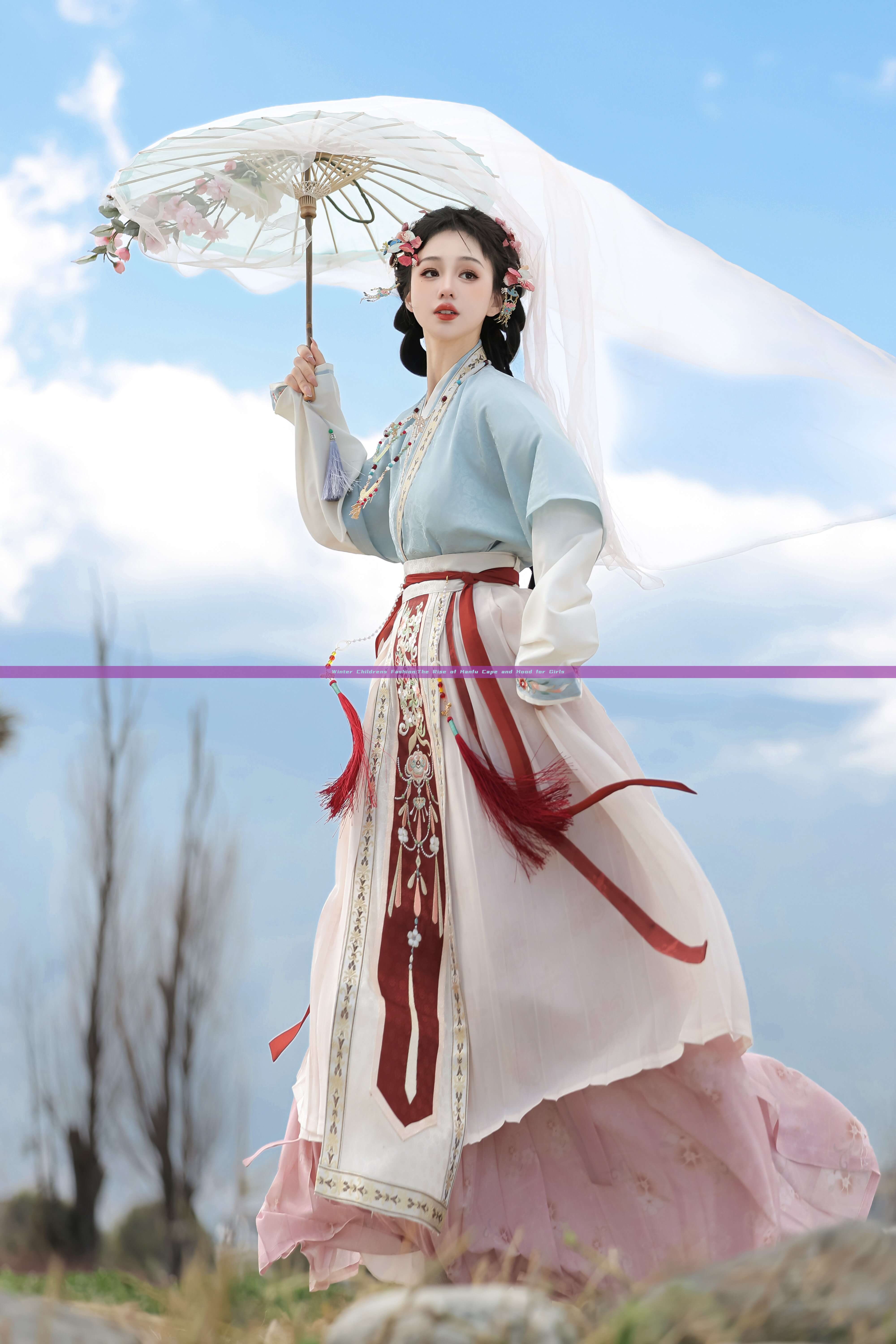 Winter Childrens Fashion:The Rise of Hanfu Cape and Hood for Girls Winter Childrens Fashion:The Rise of Hanfu Cape and Hood for Girls