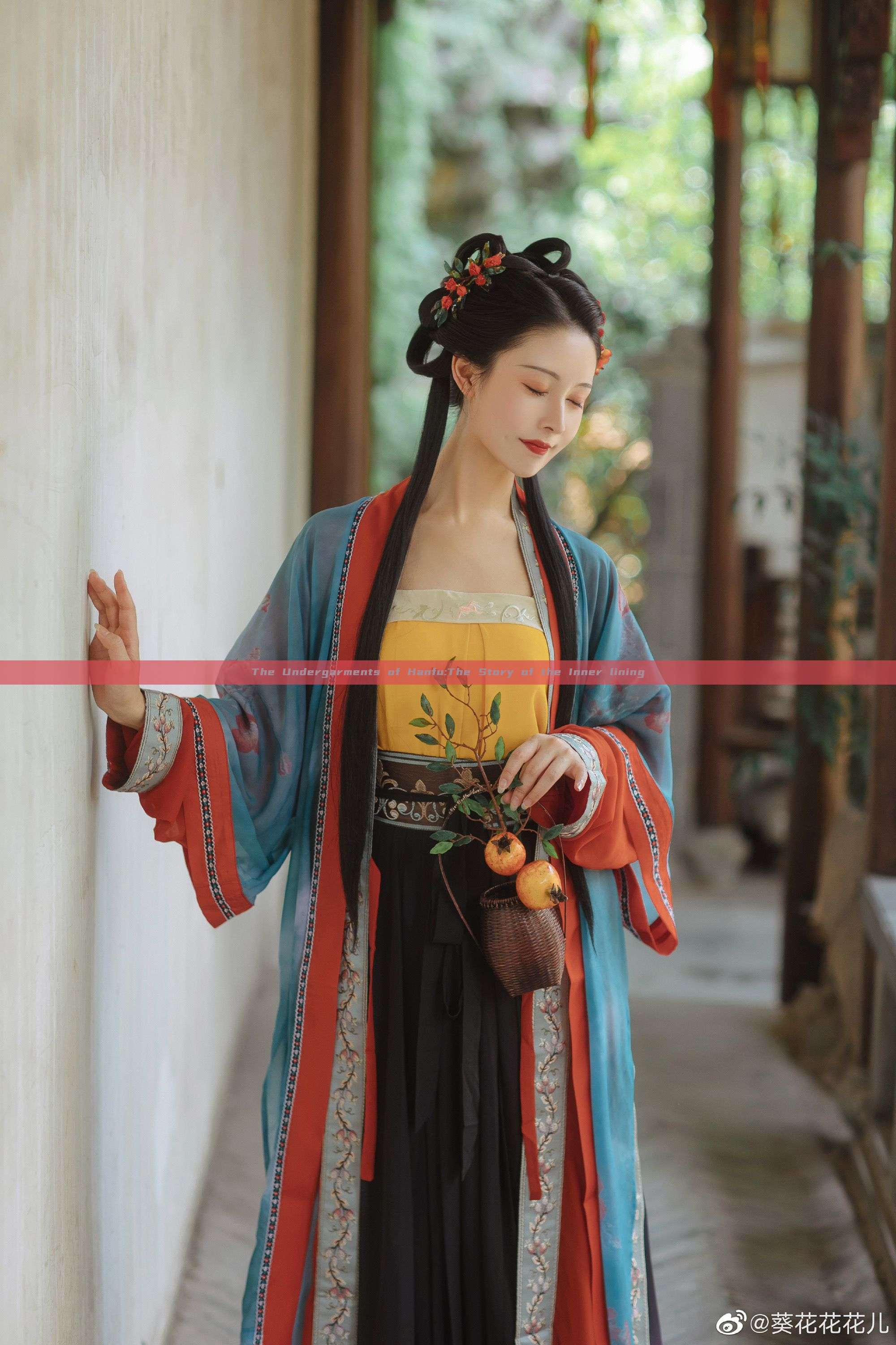 The Undergarments of Hanfu:The Story of the Inner lining The Undergarments of Hanfu:The Story of the Inner lining