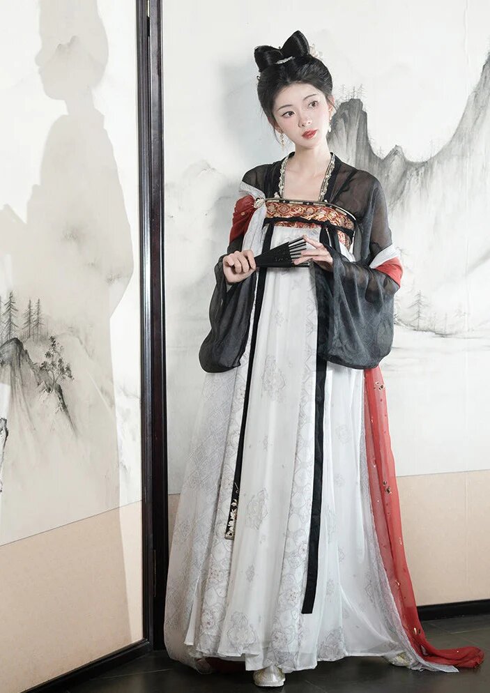 Childrens Hanfu Headdress and Flower Headwear:A Glimpse into Traditional Chinese Beauty