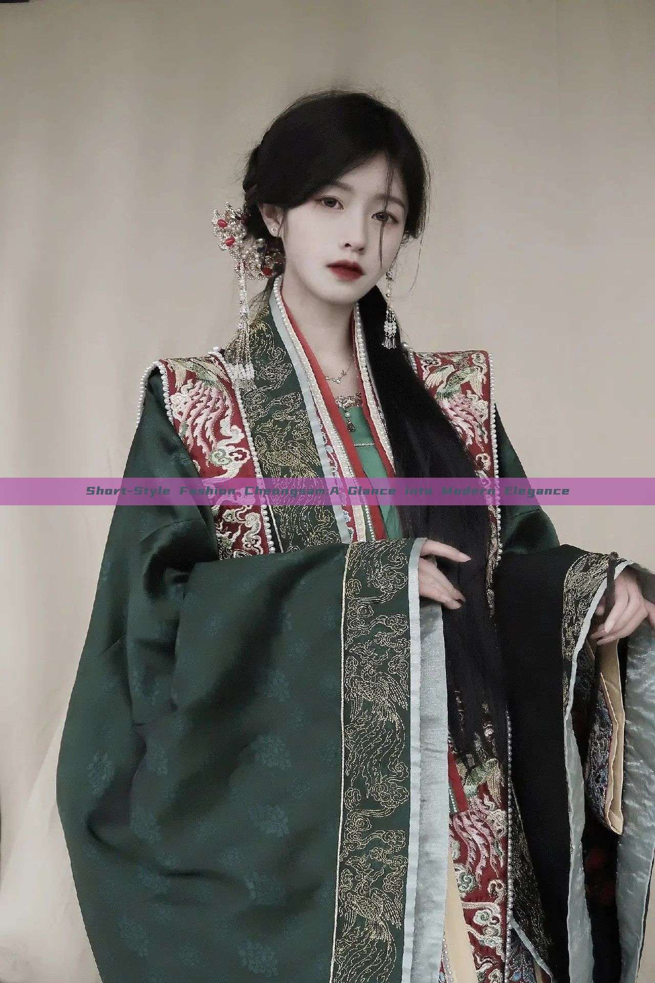 Short-Style Fashion Cheongsam:A Glance into Modern Elegance Short-Style Fashion Cheongsam:A Glance into Modern Elegance