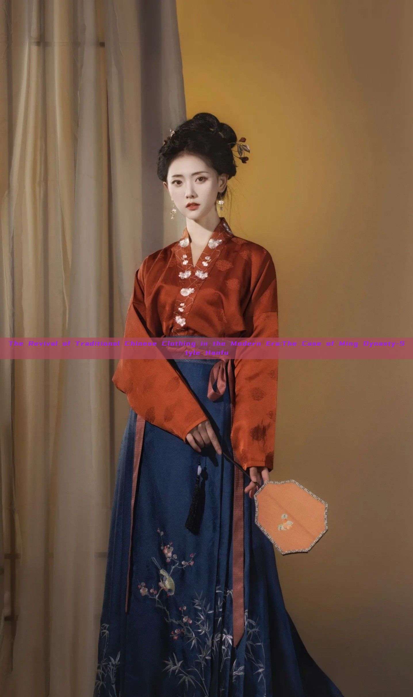 The Revival of Traditional Chinese Clothing in the Modern Era:The Case of Ming Dynasty-Style Hanfu