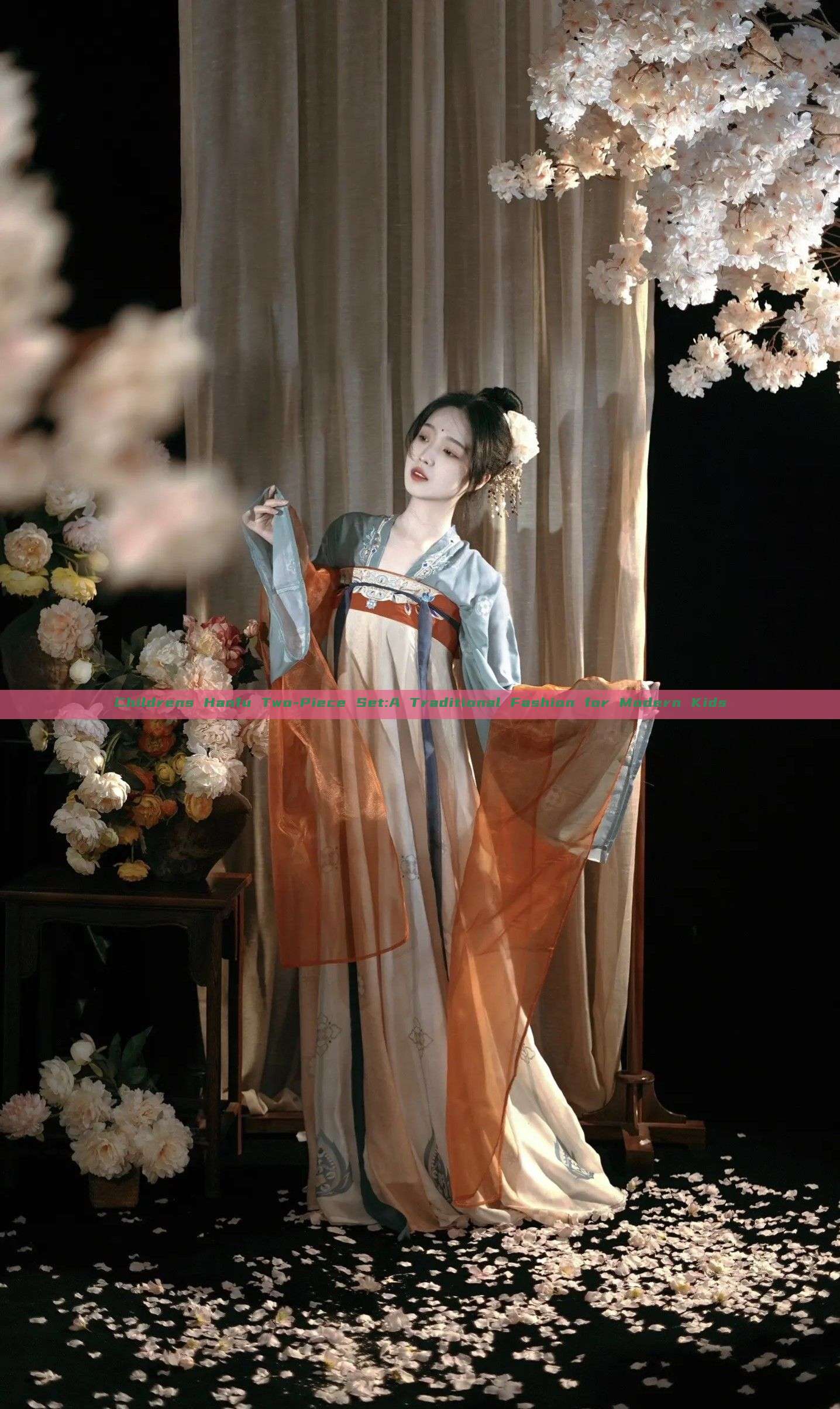 Childrens Hanfu Two-Piece Set:A Traditional Fashion for Modern Kids Childrens Hanfu Two-Piece Set:A Traditional Fashion for Modern Kids