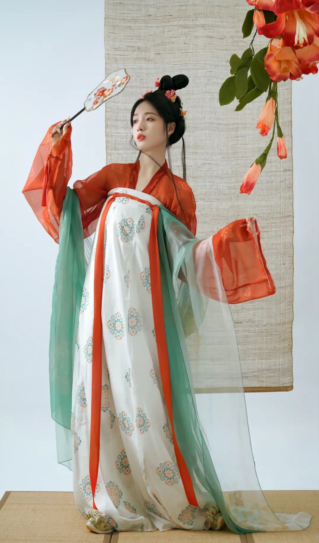 王者荣耀联名汉服系列,紫霞仙子的华丽绽放 王者荣耀联名汉服系列,紫霞仙子的华丽绽放