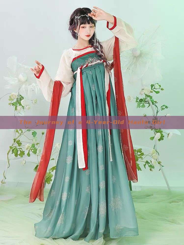 The Journey of a 4-Year-Old Hanfu Girl