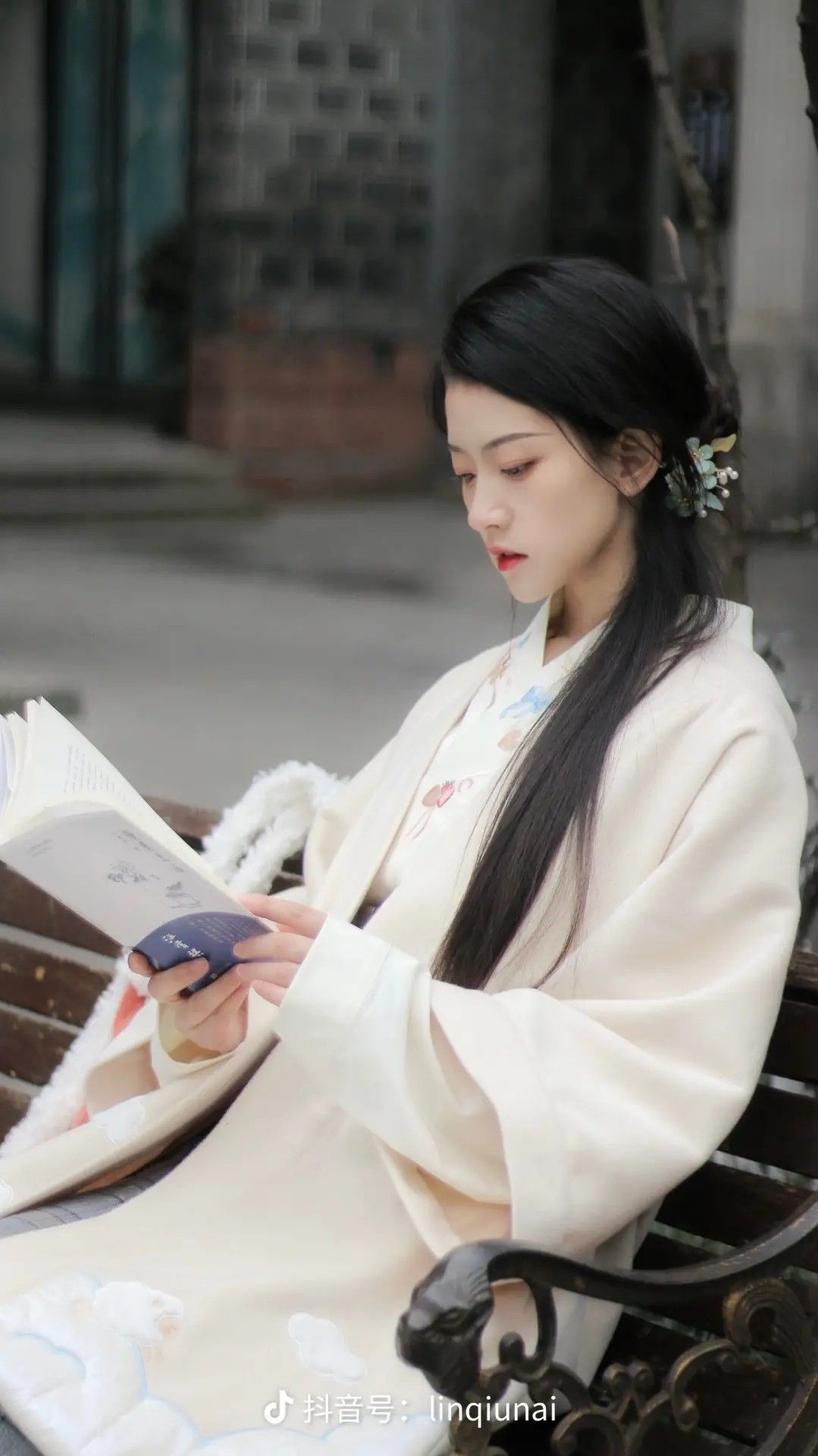 Winter Celebration:The Journey of a Girl Child in Traditional Hanfu for the Chinese New Year Winter Celebration:The Journey of a Girl Child in Traditional Hanfu for the Chinese New Year