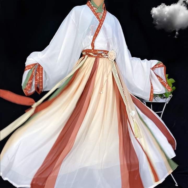 A Little Girl in Traditional Chinese Cheongsam:Embracing Cultural Elegance A Little Girl in Traditional Chinese Cheongsam:Embracing Cultural Elegance