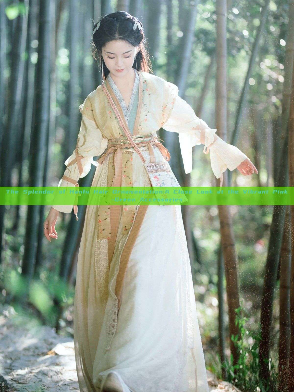 The Splendor of Hanfu Hair Ornamentation:A Close Look at the Vibrant Pink-Green Accessories