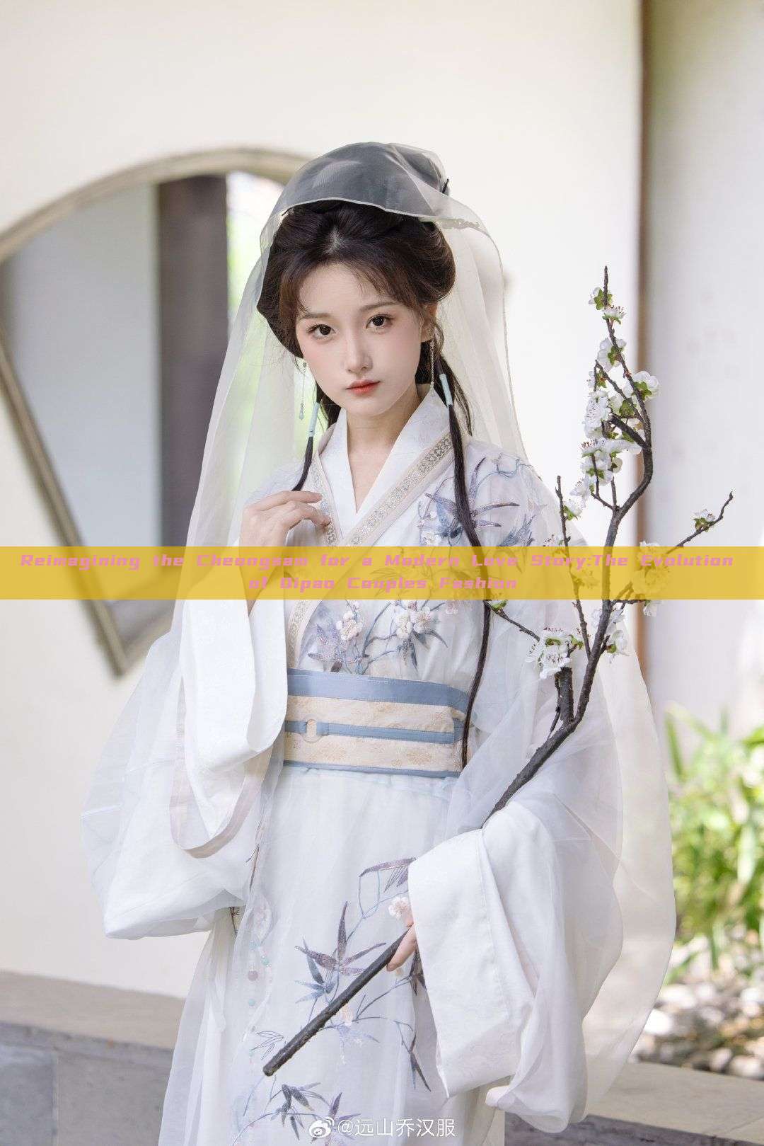 Reimagining the Cheongsam for a Modern Love Story:The Evolution of Qipao Couples Fashion Reimagining the Cheongsam for a Modern Love Story:The Evolution of Qipao Couples Fashion