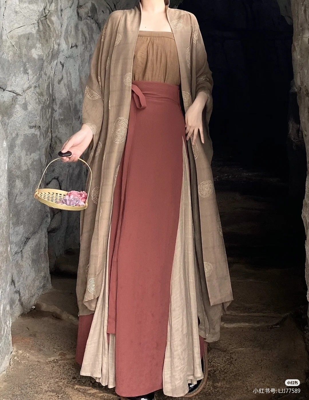 Authentic Summer Hanfu Fashion:A Guide to Quality and Comfort Authentic Summer Hanfu Fashion:A Guide to Quality and Comfort