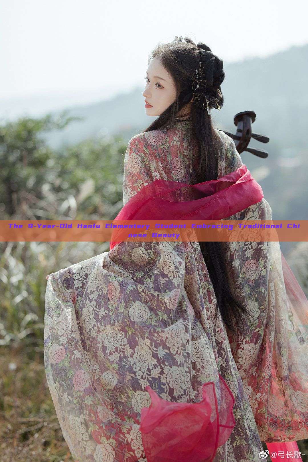The 9-Year-Old Hanfu Elementary Student Embracing Traditional Chinese Beauty The 9-Year-Old Hanfu Elementary Student Embracing Traditional Chinese Beauty