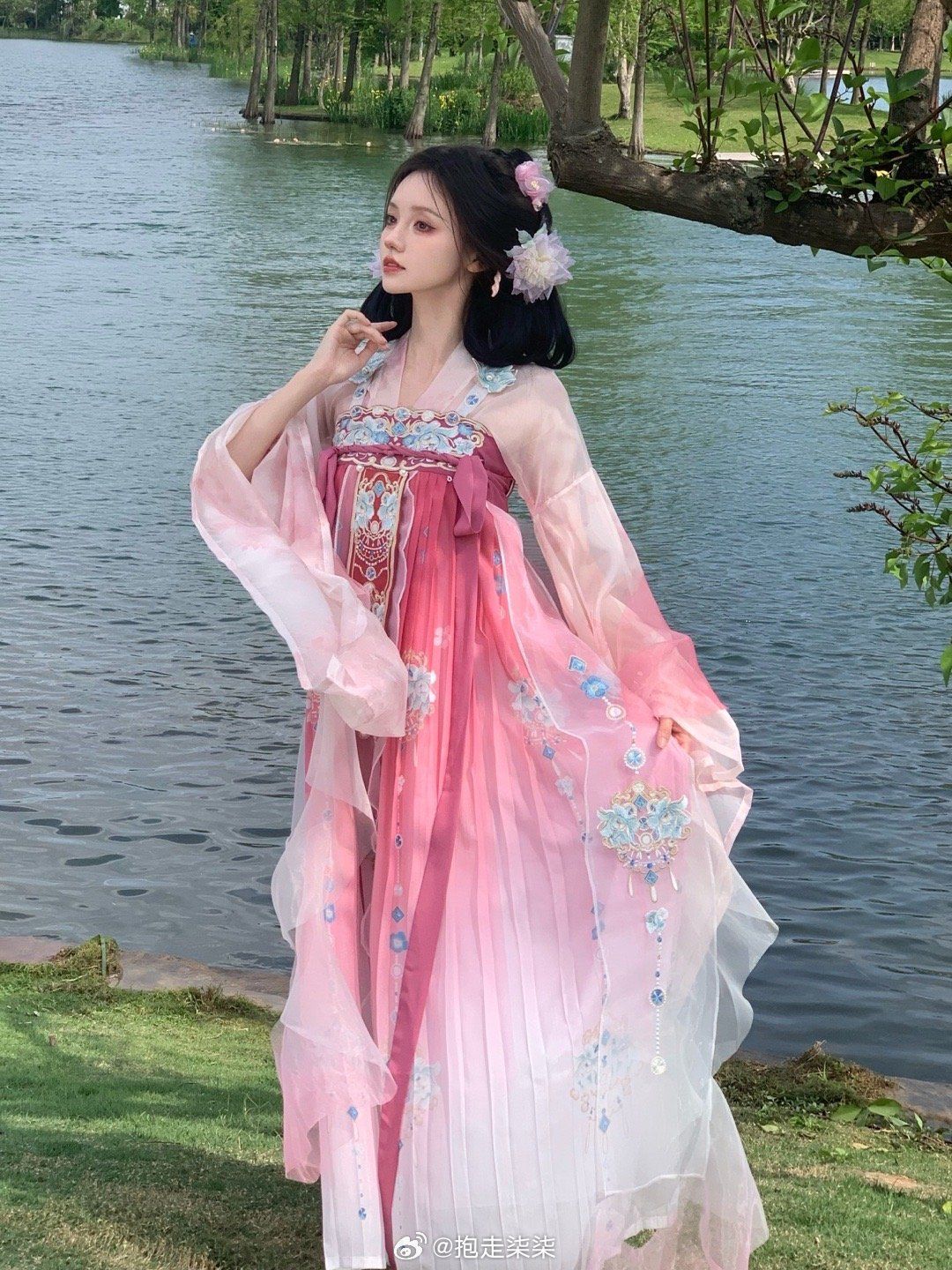 Childrens Cheongsam Dress:The Traditional Charm of Qipao for Little Ones Childrens Cheongsam Dress:The Traditional Charm of Qipao for Little Ones