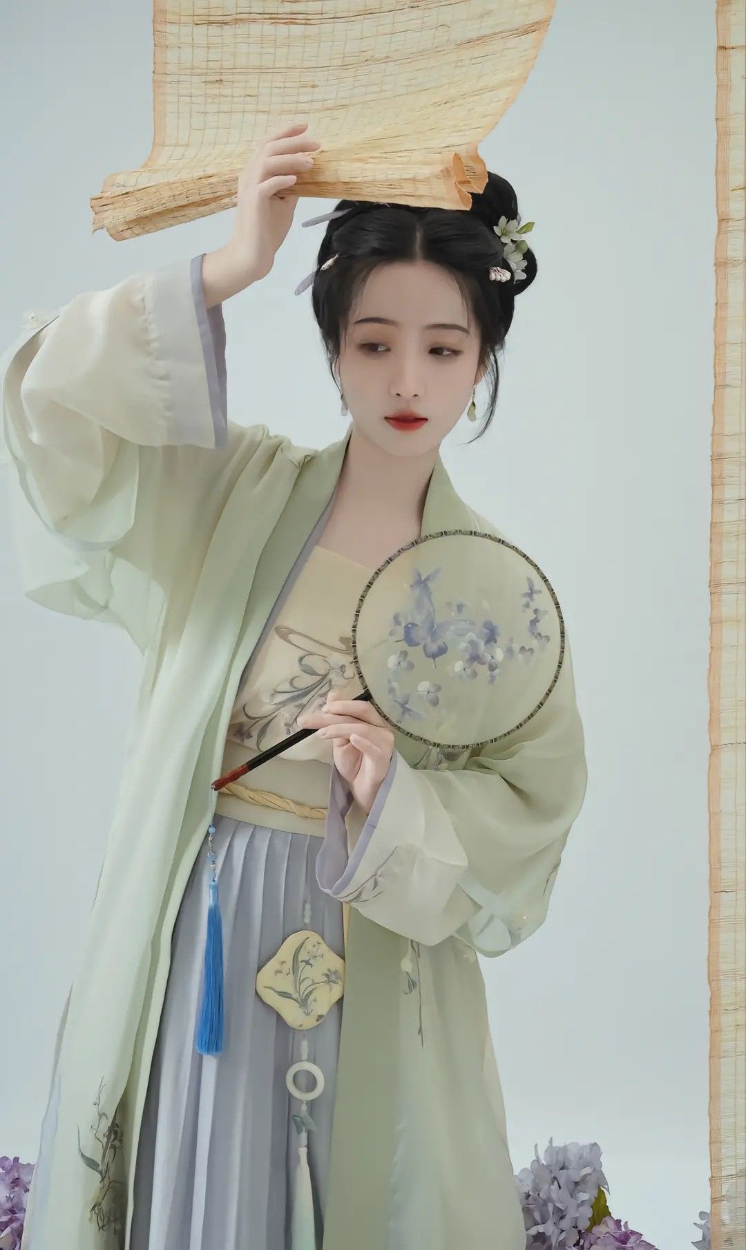 Chinese-Style Girls Dress:The Charm of Cheongsam Skirts Chinese-Style Girls Dress:The Charm of Cheongsam Skirts