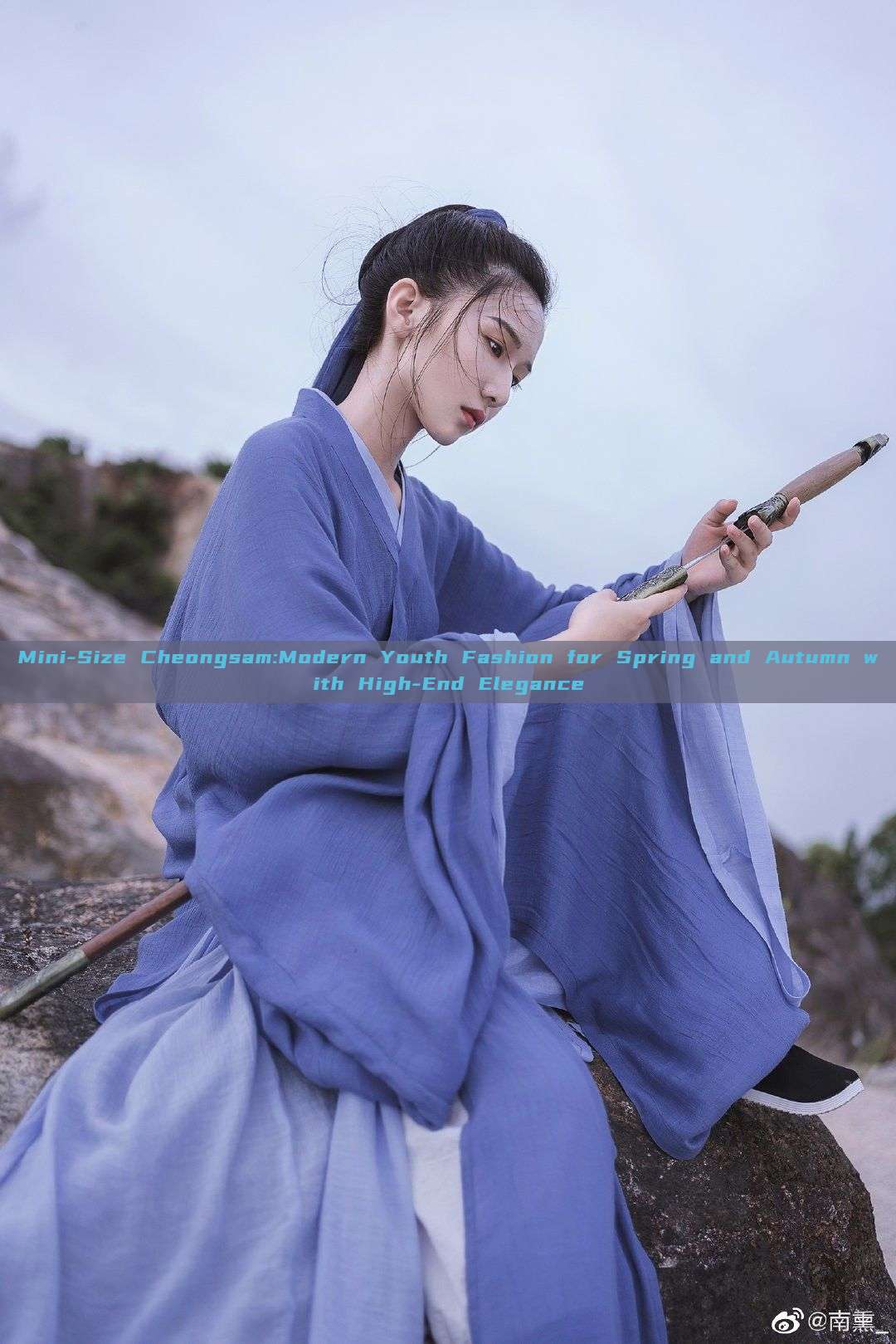 Mini-Size Cheongsam:Modern Youth Fashion for Spring and Autumn with High-End Elegance Mini-Size Cheongsam:Modern Youth Fashion for Spring and Autumn with High-End Elegance