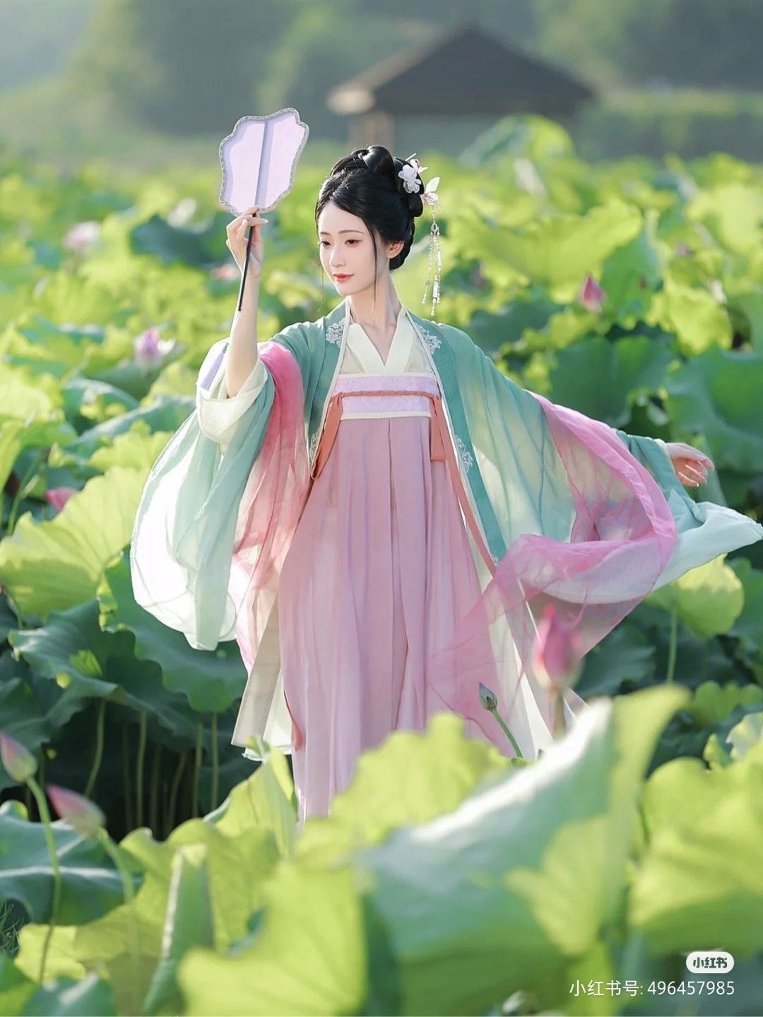 The Summer of Traditional Elegance:Elderly Gentlemen in Tang-Style Clothing The Summer of Traditional Elegance:Elderly Gentlemen in Tang-Style Clothing