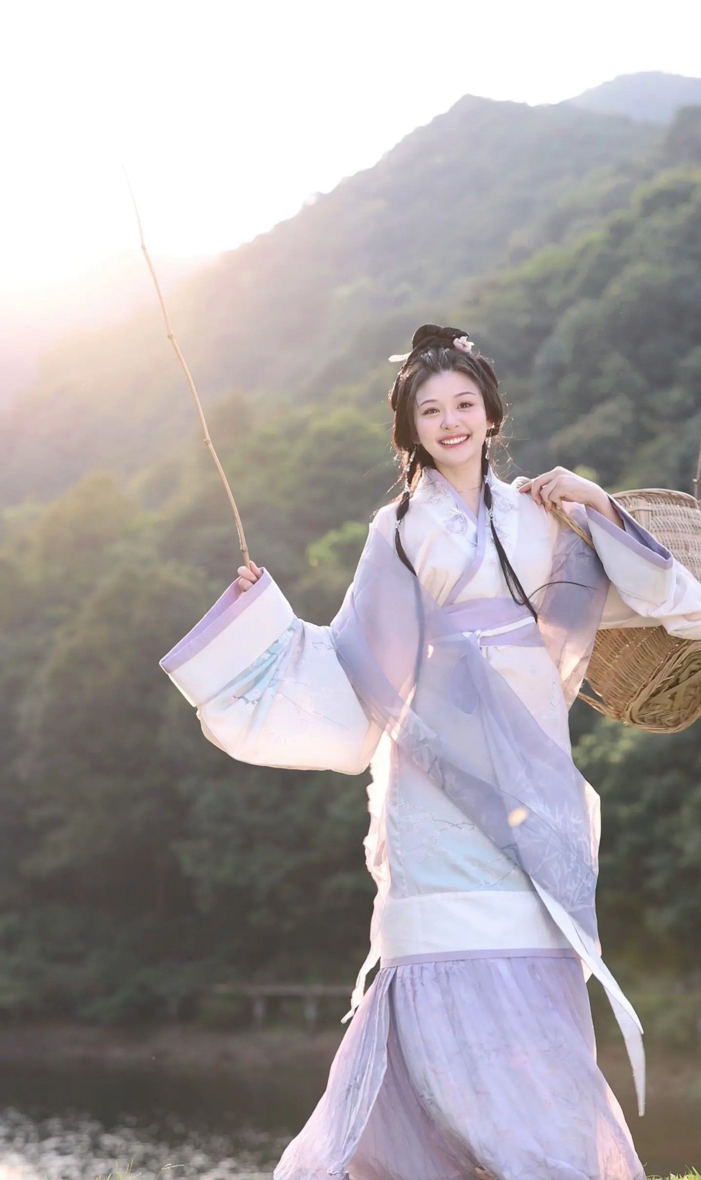 Hanfu Clothes Hangers with Clamps:A Comprehensive Guide Hanfu Clothes Hangers with Clamps:A Comprehensive Guide