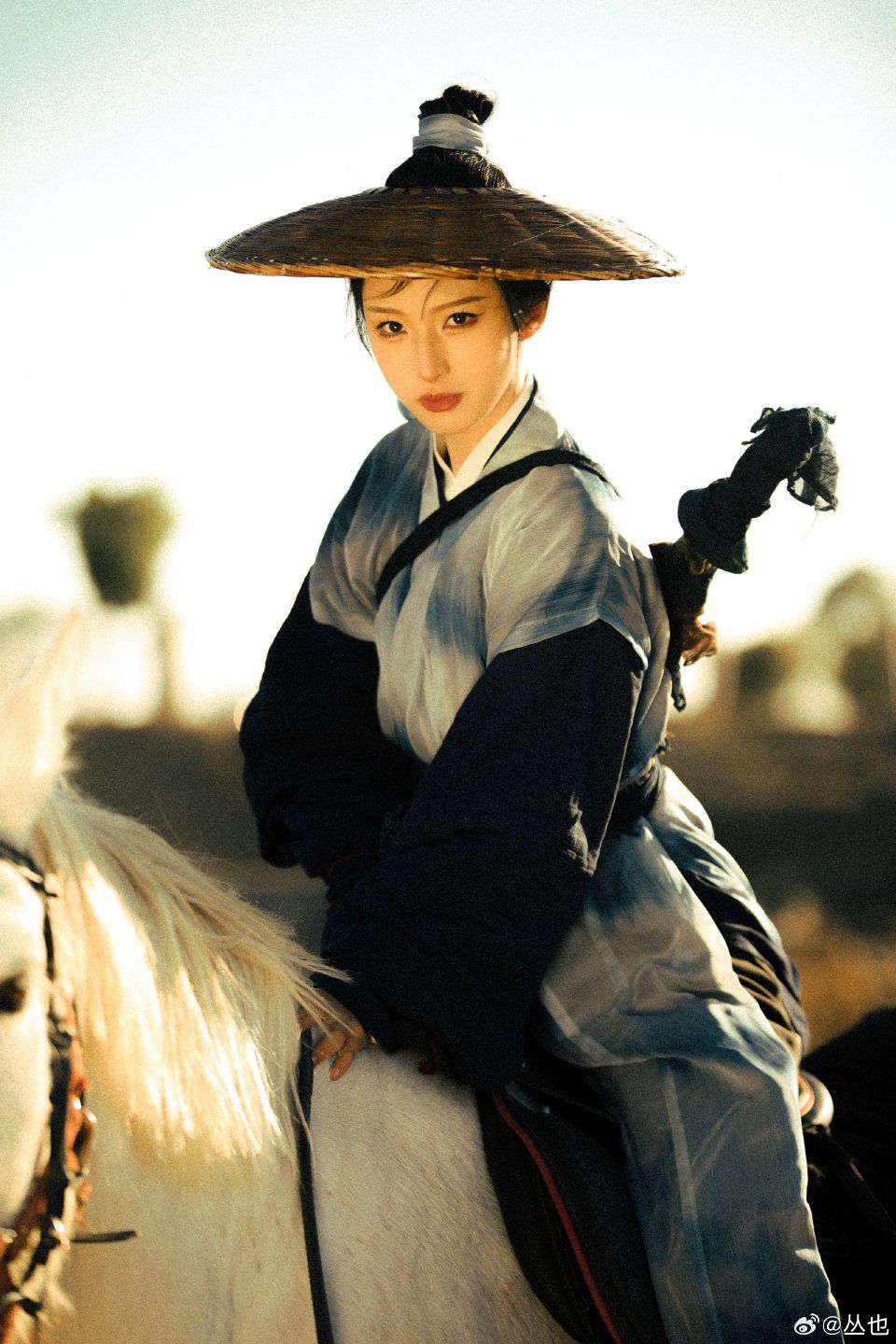The Splendor of Hanfu Yinuo:A Journey into the World of Chinese Traditional Beaded Jewelry