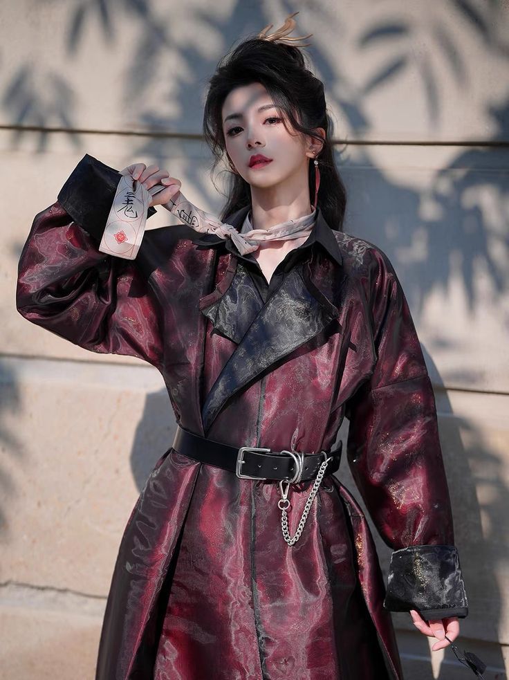 Embracing Elegance:The Allure of Black Silk Cheongsam with a Velvet Touch Embracing Elegance:The Allure of Black Silk Cheongsam with a Velvet Touch
