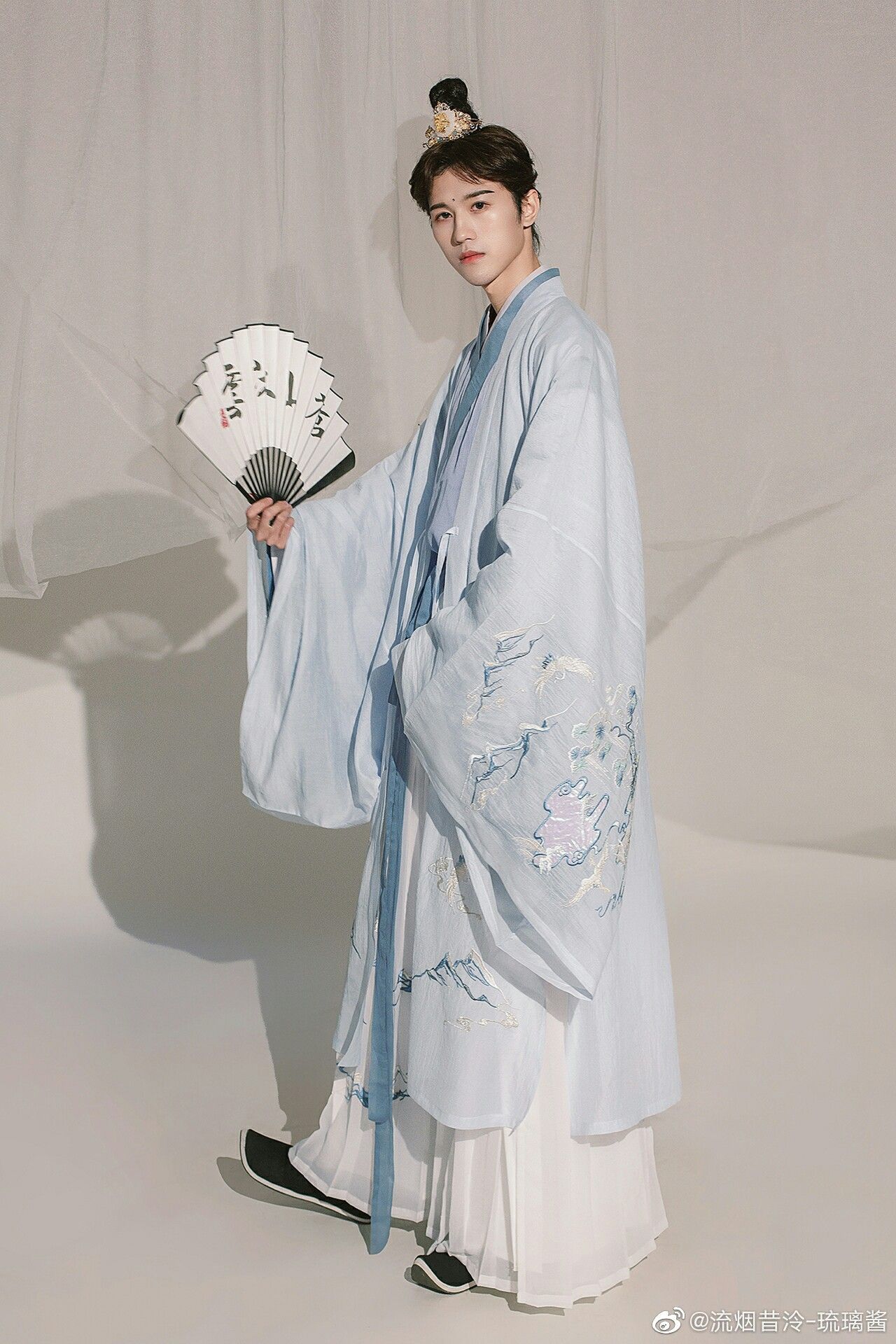 The Enchanting World of Immortal Hanfu:Exploring the Beauty of Ancient Chinese Costume The Enchanting World of Immortal Hanfu:Exploring the Beauty of Ancient Chinese Costume