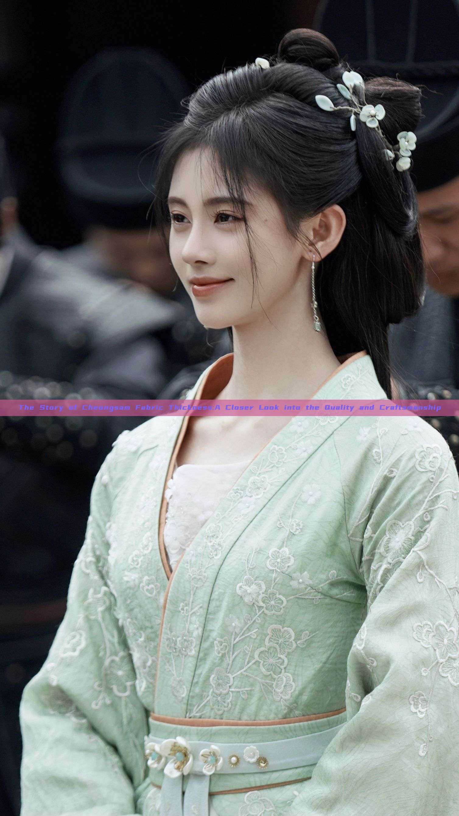 The Story of Cheongsam Fabric Thickness:A Closer Look into the Quality and Craftsmanship The Story of Cheongsam Fabric Thickness:A Closer Look into the Quality and Craftsmanship