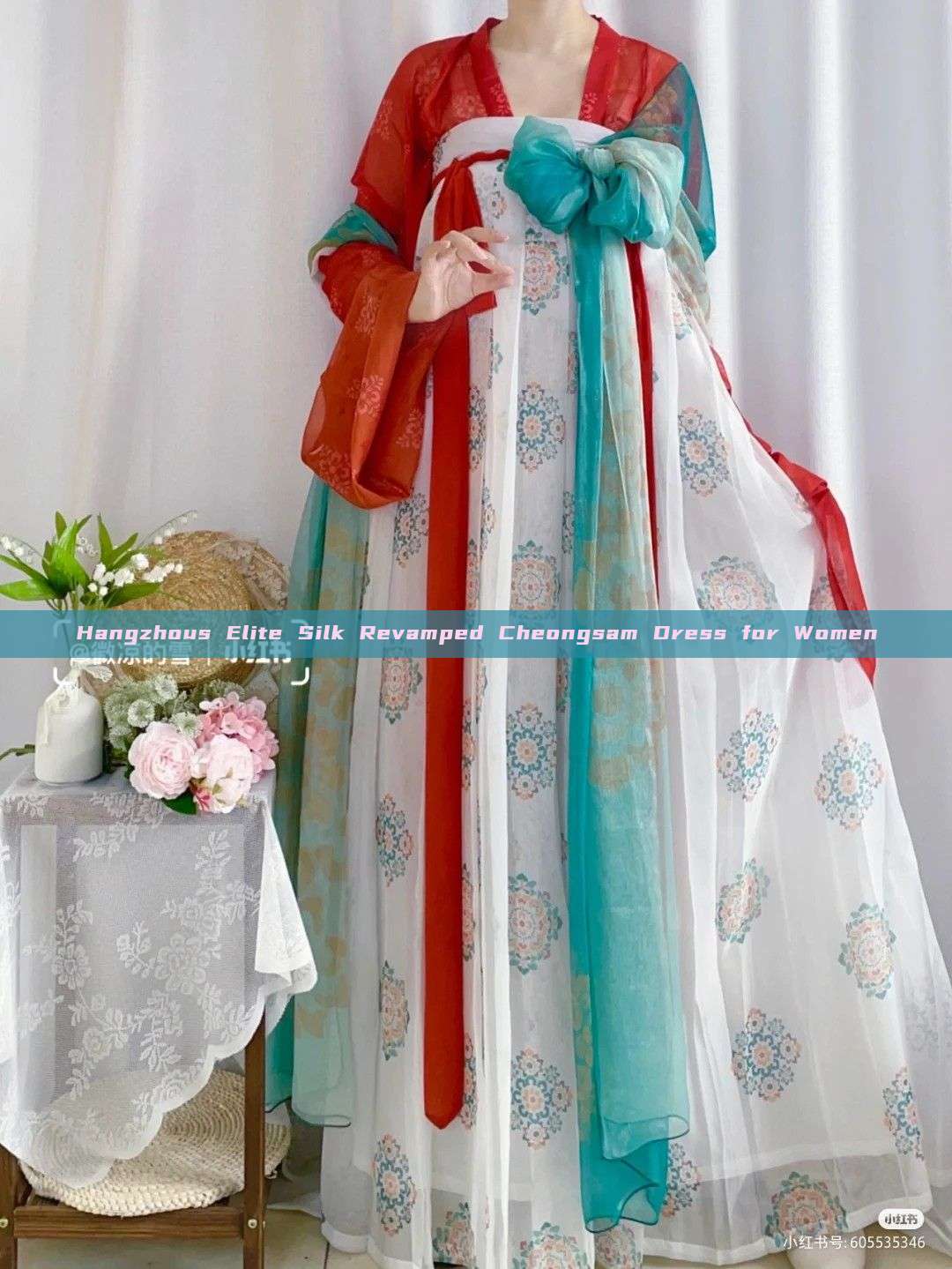 Hangzhous Elite Silk Revamped Cheongsam Dress for Women Hangzhous Elite Silk Revamped Cheongsam Dress for Women