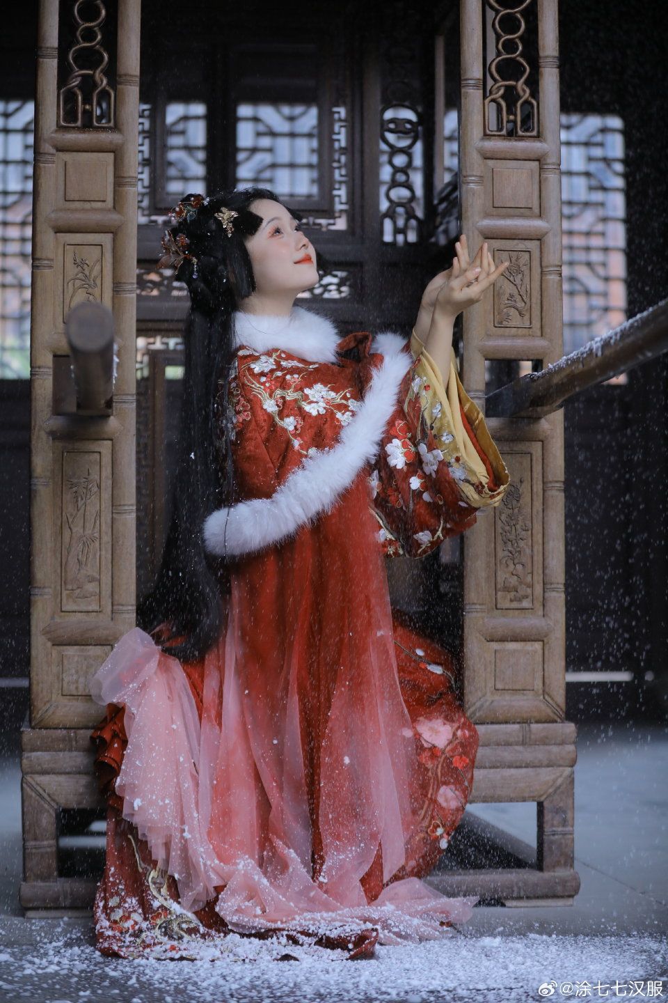 Adult Womens Hanfu Pants Suit:A Blend of Tradition and Modernity Adult Womens Hanfu Pants Suit:A Blend of Tradition and Modernity
