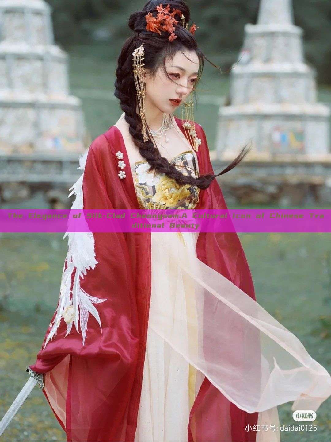 The Elegance of Silk-Clad Cheongsam:A Cultural Icon of Chinese Traditional Beauty The Elegance of Silk-Clad Cheongsam:A Cultural Icon of Chinese Traditional Beauty