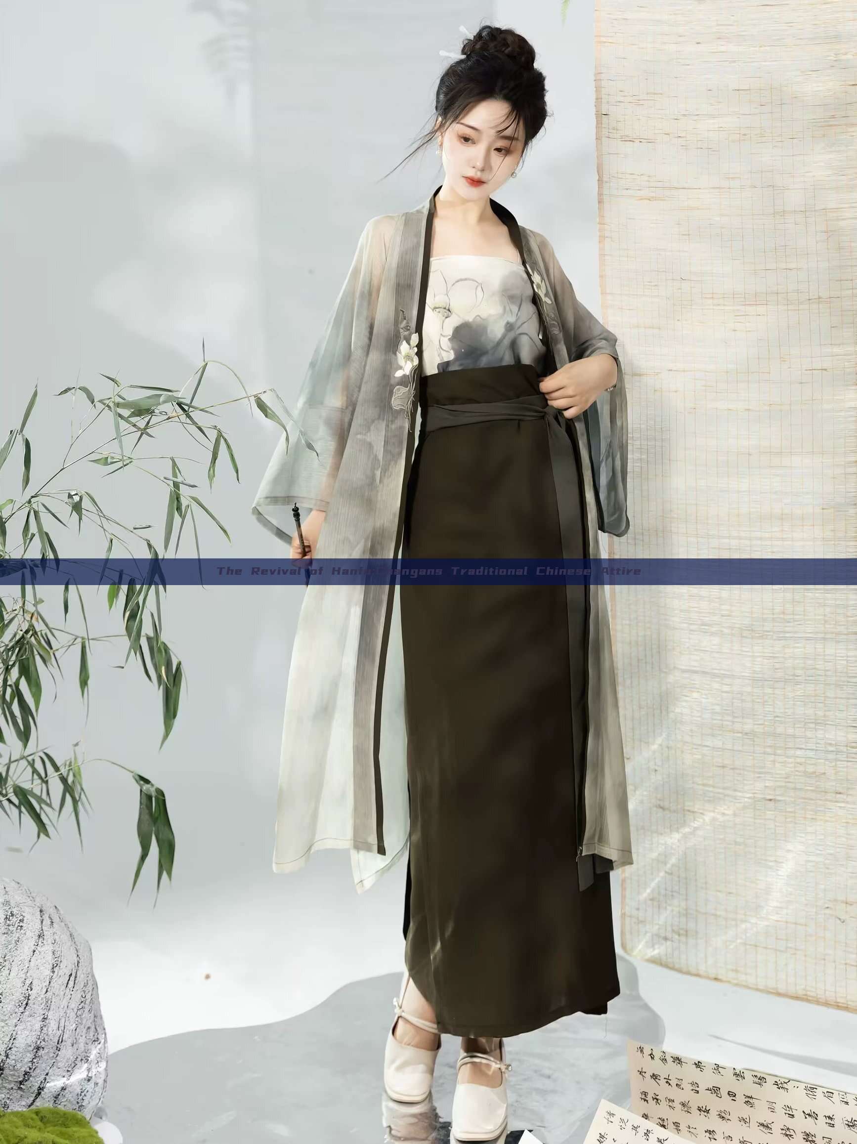 The Revival of Hanfu:Changans Traditional Chinese Attire The Revival of Hanfu:Changans Traditional Chinese Attire