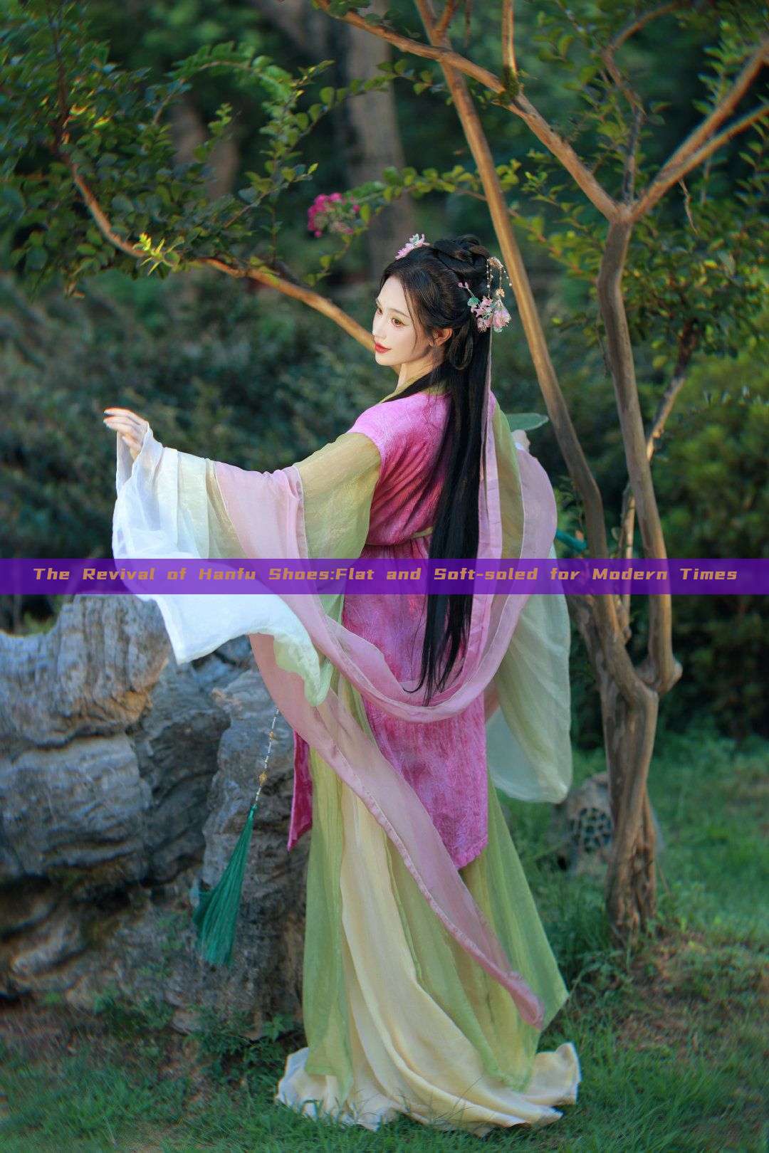 The Revival of Hanfu Shoes:Flat and Soft-soled for Modern Times