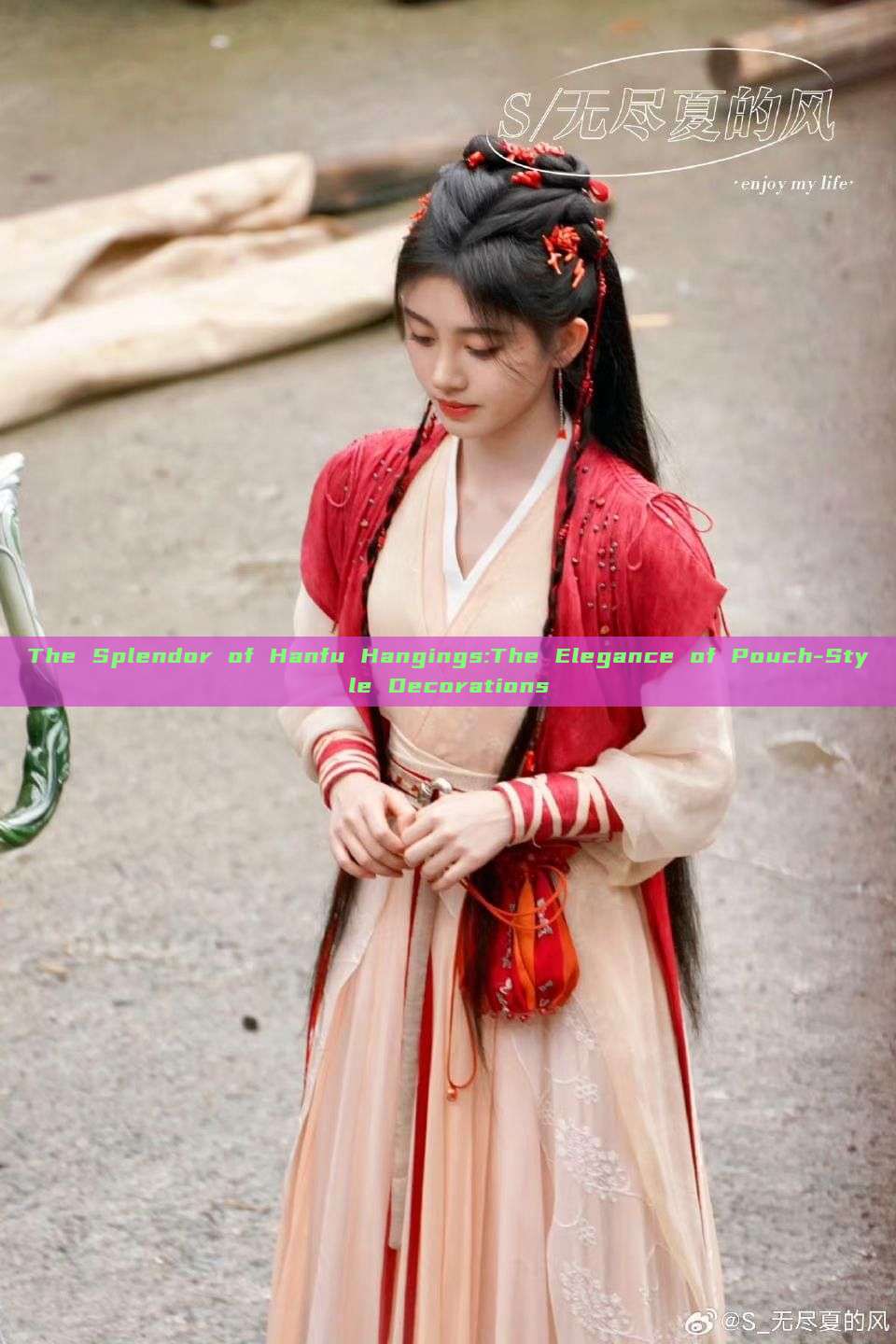 The Splendor of Hanfu Hangings:The Elegance of Pouch-Style Decorations The Splendor of Hanfu Hangings:The Elegance of Pouch-Style Decorations