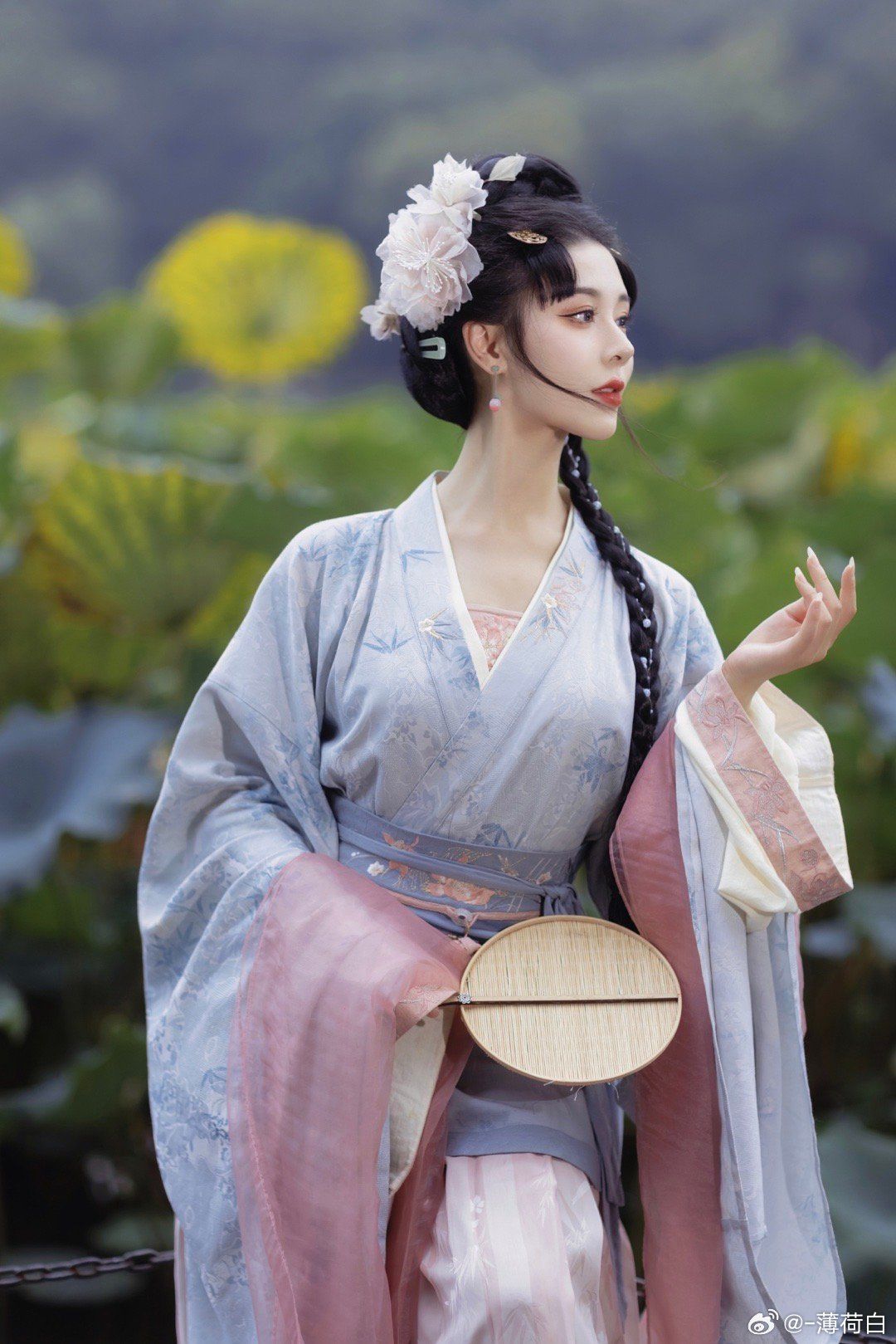 Enhanced Hanfu Fashion for Modern Daily Life:A Guide to Wearable Autumn-Winter Styles Enhanced Hanfu Fashion for Modern Daily Life:A Guide to Wearable Autumn-Winter Styles