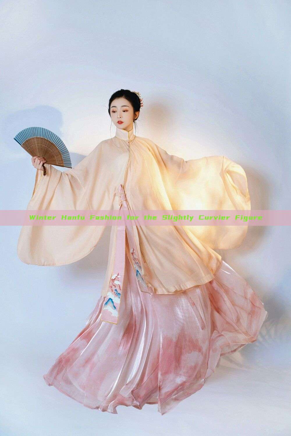Winter Hanfu Fashion for the Slightly Curvier Figure Winter Hanfu Fashion for the Slightly Curvier Figure