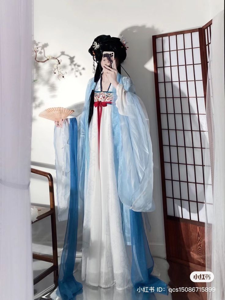 The Challenges of Styling Hanfu Hair Accessories:A Guide for the Hair 手残党 The Challenges of Styling Hanfu Hair Accessories:A Guide for the Hair 手残党