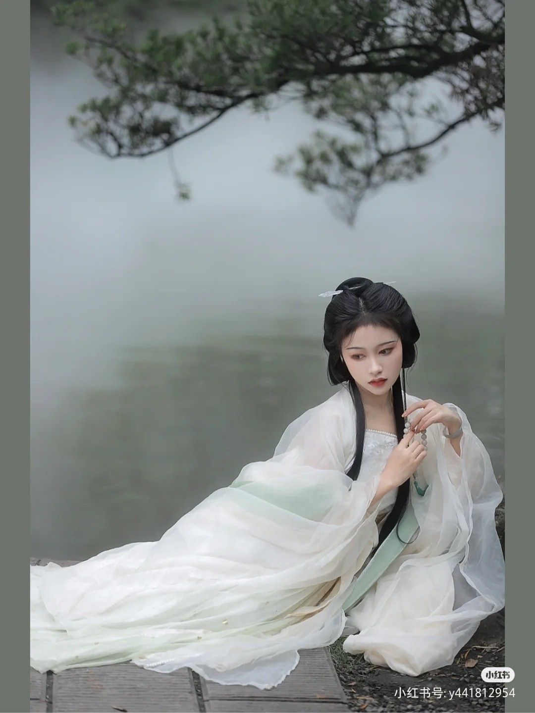 Children in Teal-Colored Hanfu:A Glimpse into Traditional Chinese Elegance Children in Teal-Colored Hanfu:A Glimpse into Traditional Chinese Elegance
