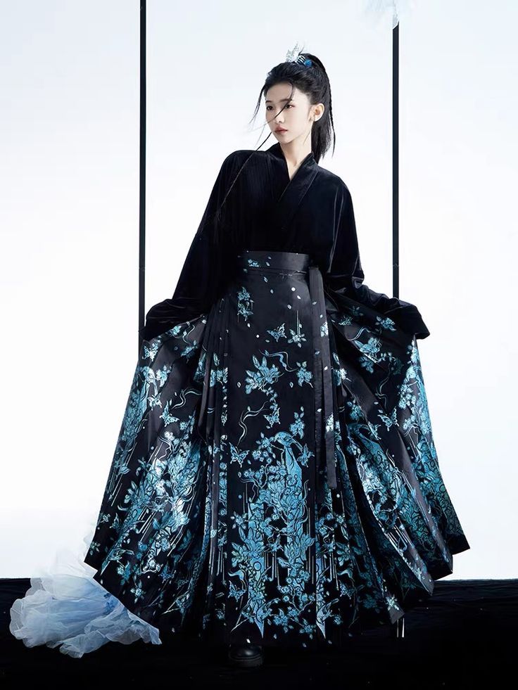 The Rise of Jing Tians Cheongsam Elegance:The Same Style as Qi Pao Si Teng The Rise of Jing Tians Cheongsam Elegance:The Same Style as Qi Pao Si Teng