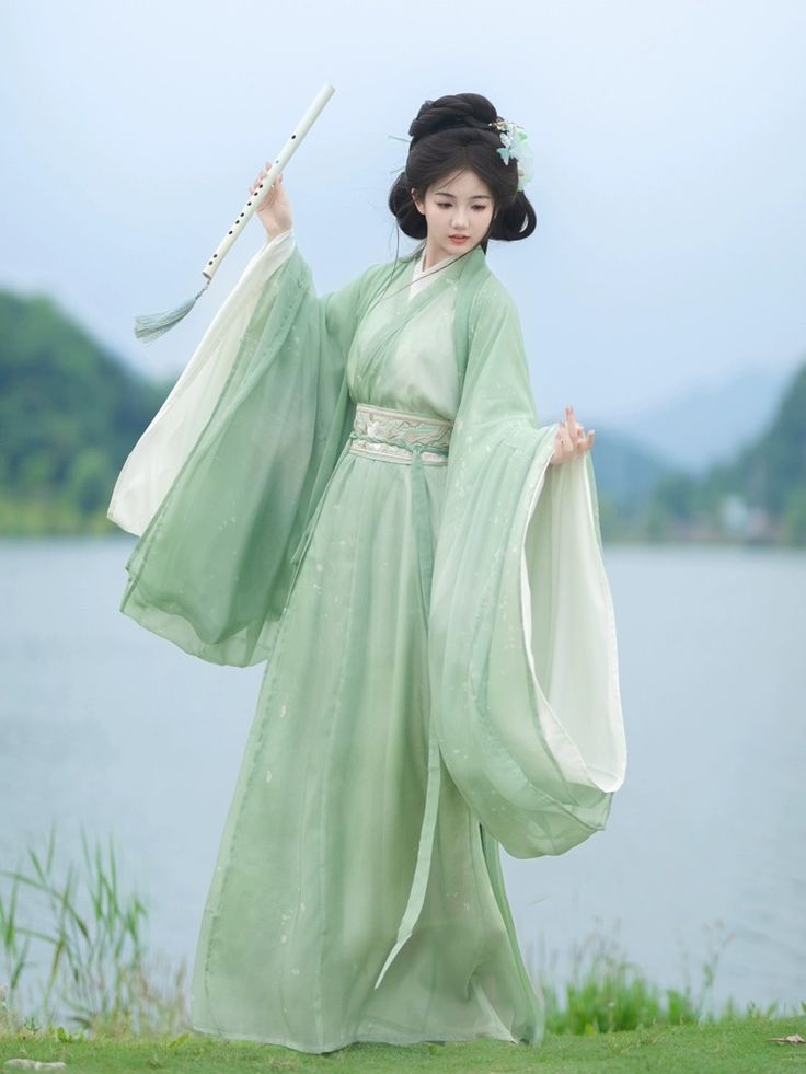 Ancient Style Student Couples Embrace Traditional Chinese Fashion in Hanfu Costumes Ancient Style Student Couples Embrace Traditional Chinese Fashion in Hanfu Costumes