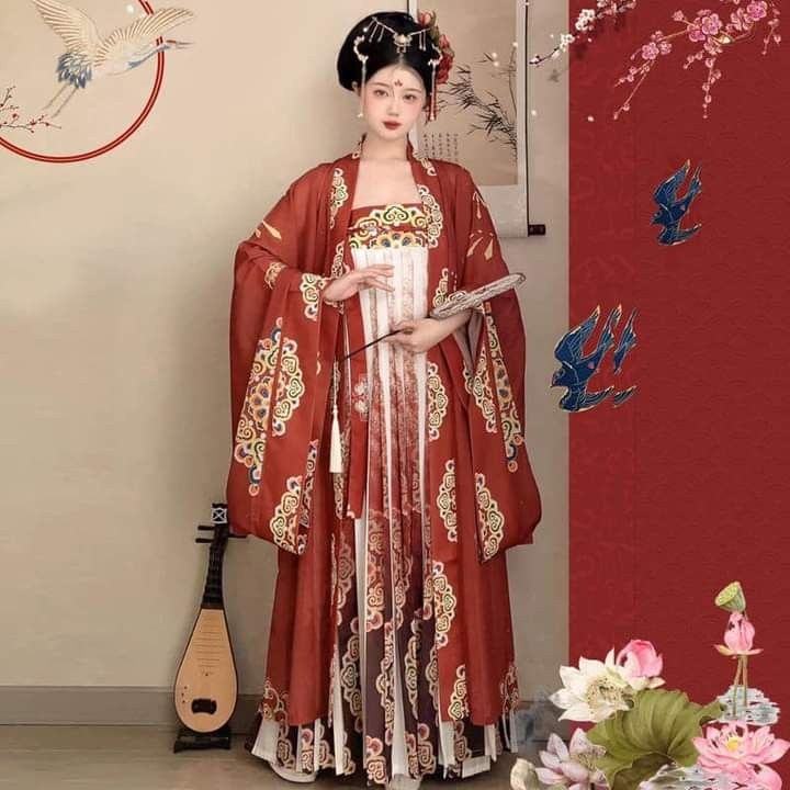 Embracing the Elegance of Chinese Womens Autumn-Winter Cheongsam Fashion Embracing the Elegance of Chinese Womens Autumn-Winter Cheongsam Fashion