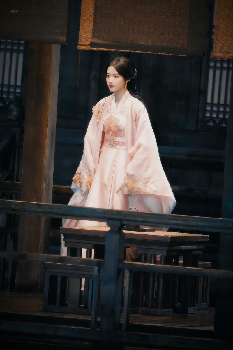 Enhanced Traditional Hanfu for Modern Children:A Focus on Girls Fashion Enhanced Traditional Hanfu for Modern Children:A Focus on Girls Fashion
