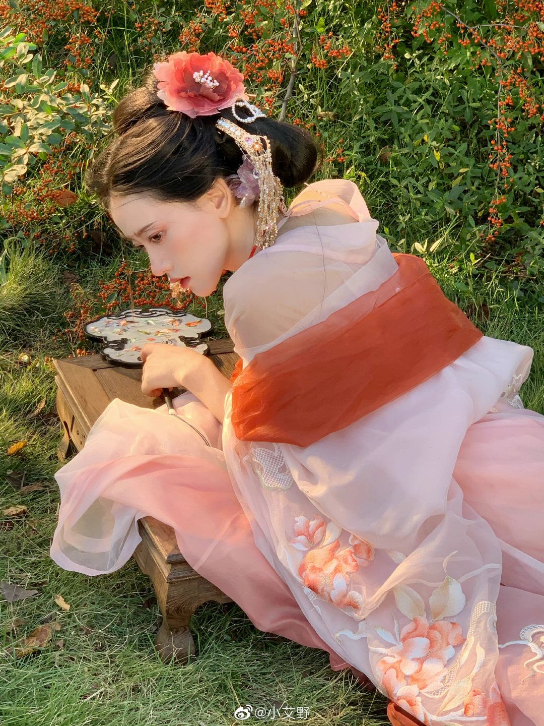 2021 New Style Cheongsam Two-Piece Set:A Blend of Tradition and Modernity
