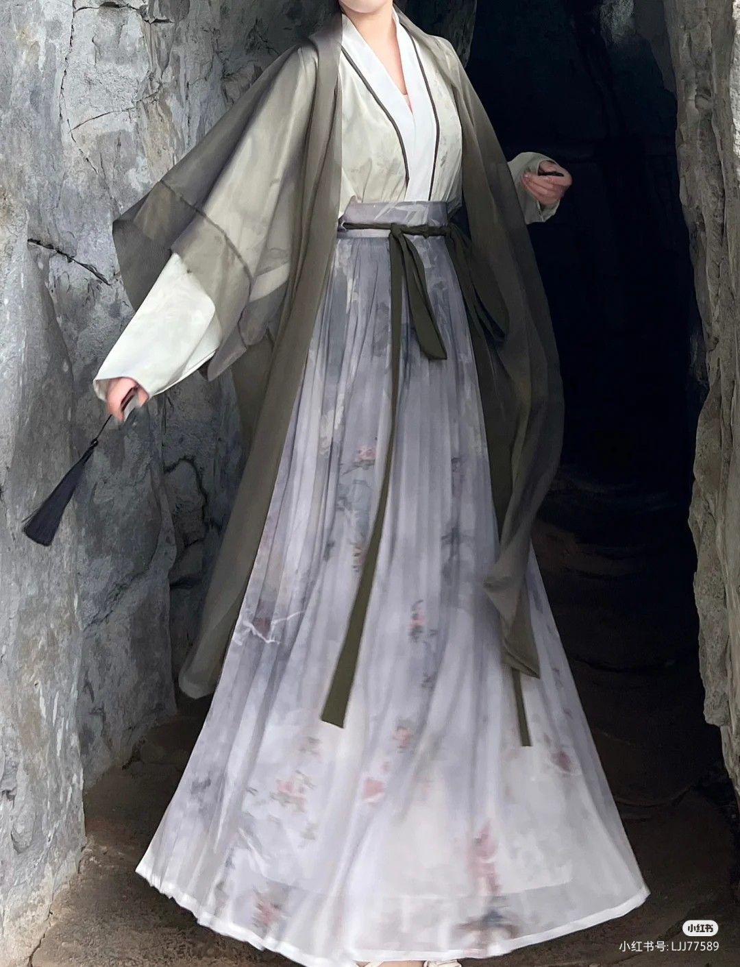 A Pink Morning Gown Qipao:Embracing Traditional Elegance with a Modern Twist A Pink Morning Gown Qipao:Embracing Traditional Elegance with a Modern Twist