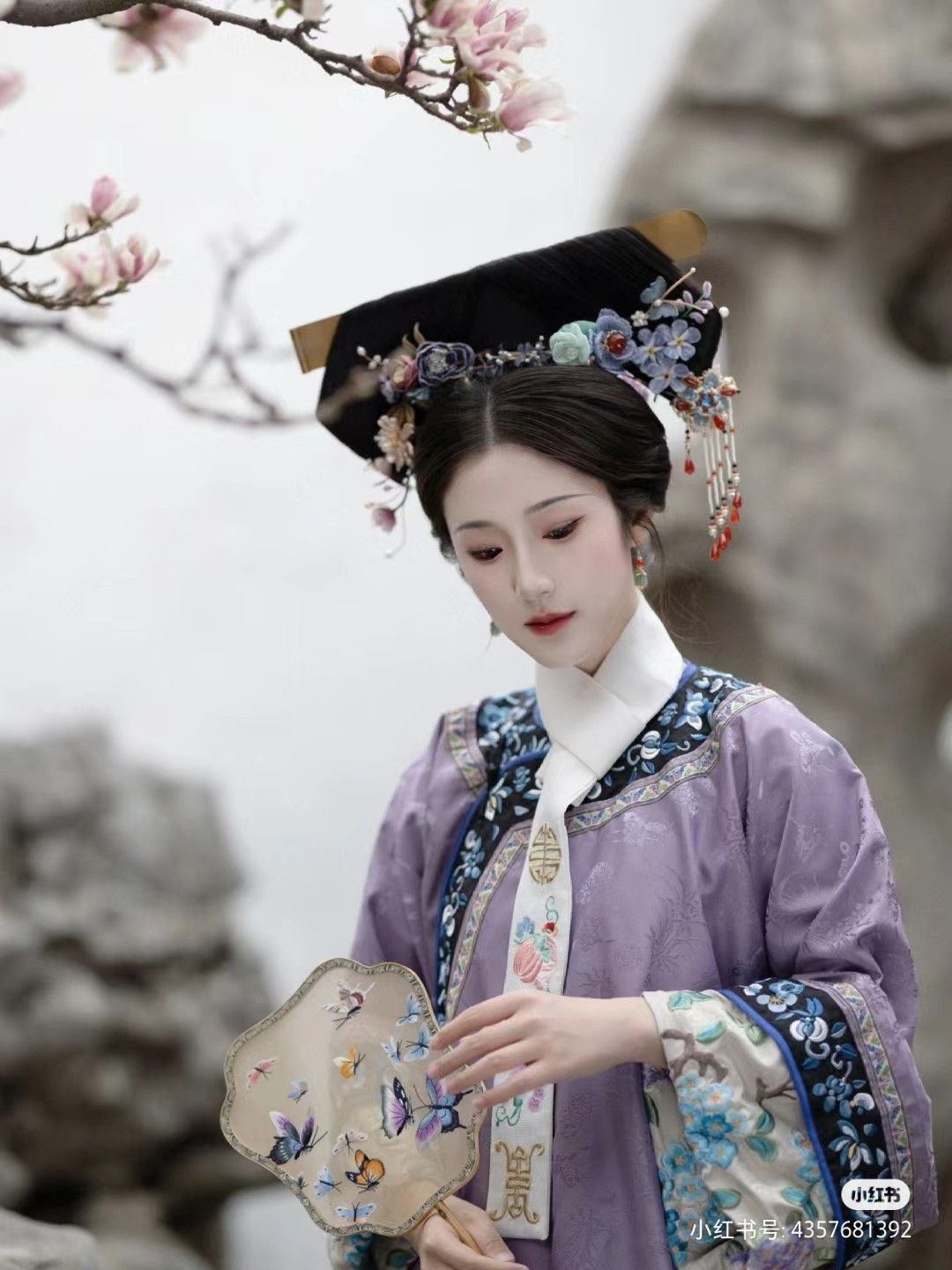 Modernized Tang-Style Cheongsam Dress with Qipao Elements Modernized Tang-Style Cheongsam Dress with Qipao Elements