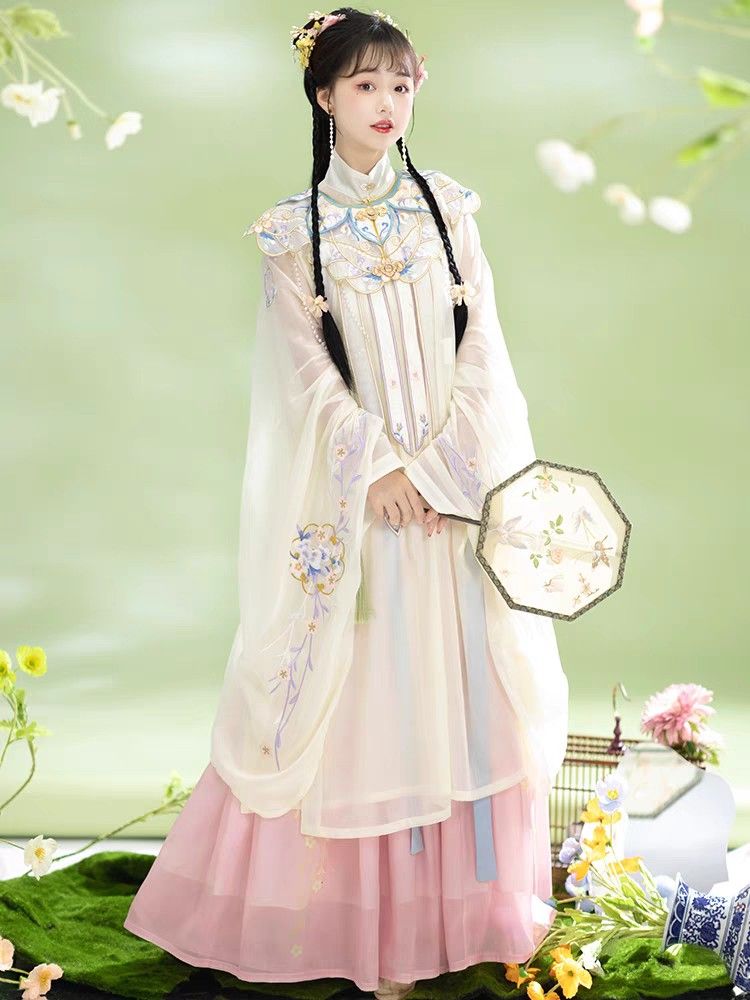 Original Hanfu Accessories:The Lone Whale Embracing the Sea Original Hanfu Accessories:The Lone Whale Embracing the Sea