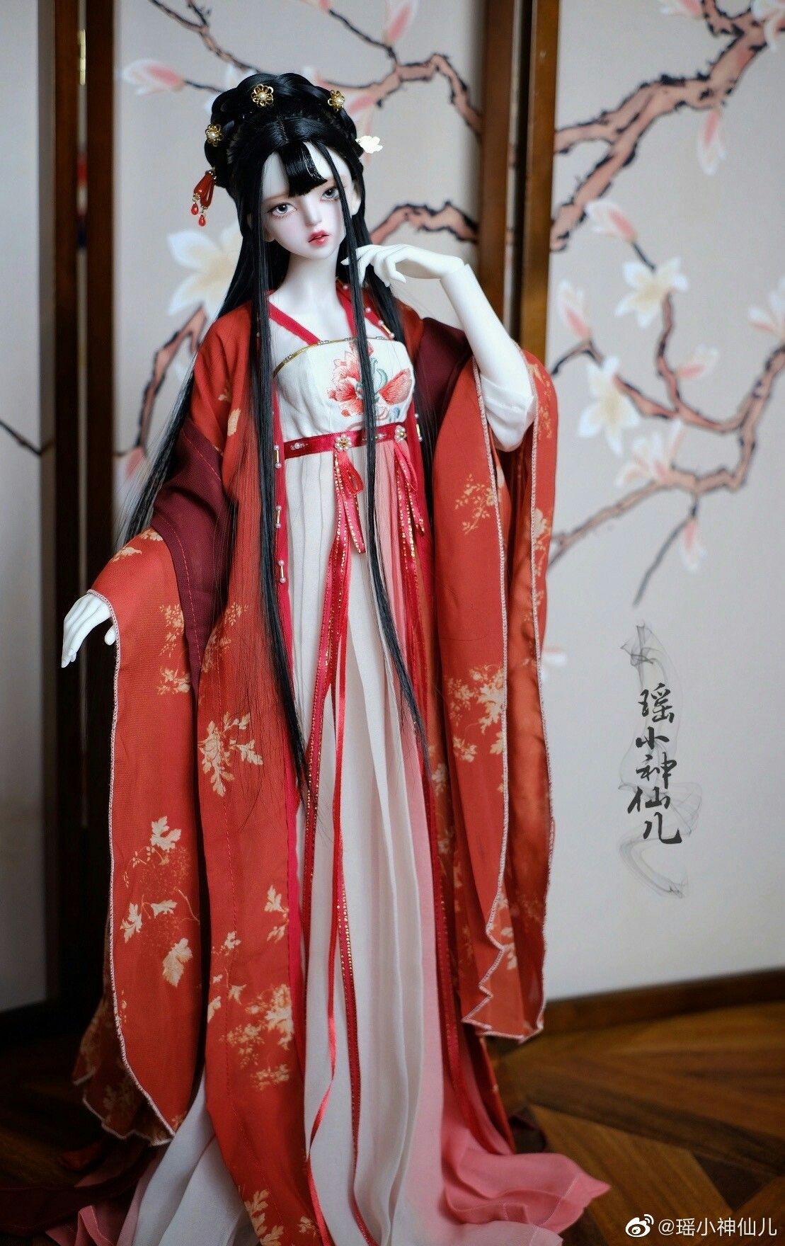 The Green Sleeveless Jacket:A Journey into the World of Traditional Chinese Hanfu Fashion The Green Sleeveless Jacket:A Journey into the World of Traditional Chinese Hanfu Fashion
