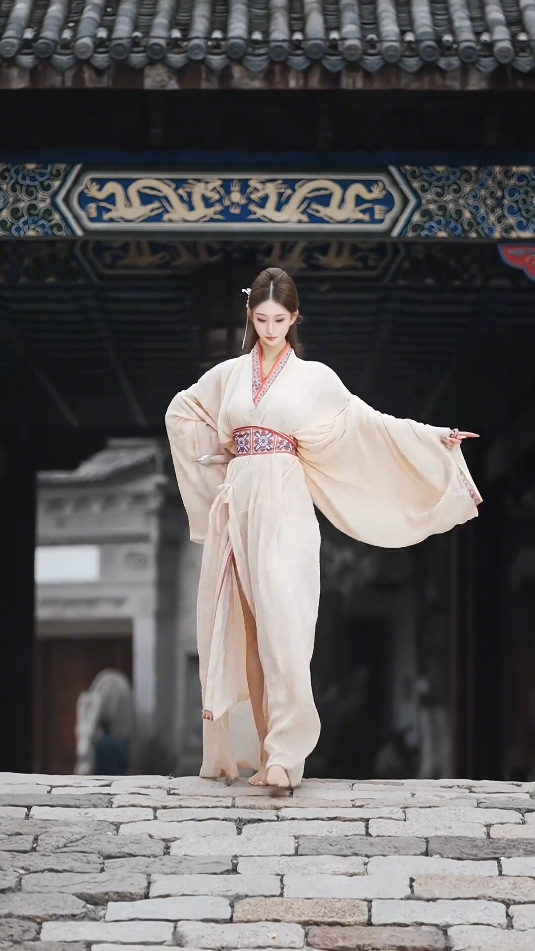 Winter Wedding Gown Elegance:The Bridal Cheongsam’s Allure Winter Wedding Gown Elegance:The Bridal Cheongsam’s Allure