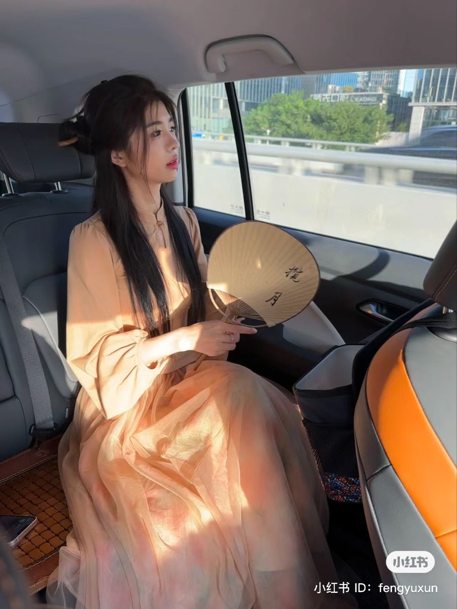 The Enchantment of Hanfu for a Five-Year-Old Girl The Enchantment of Hanfu for a Five-Year-Old Girl