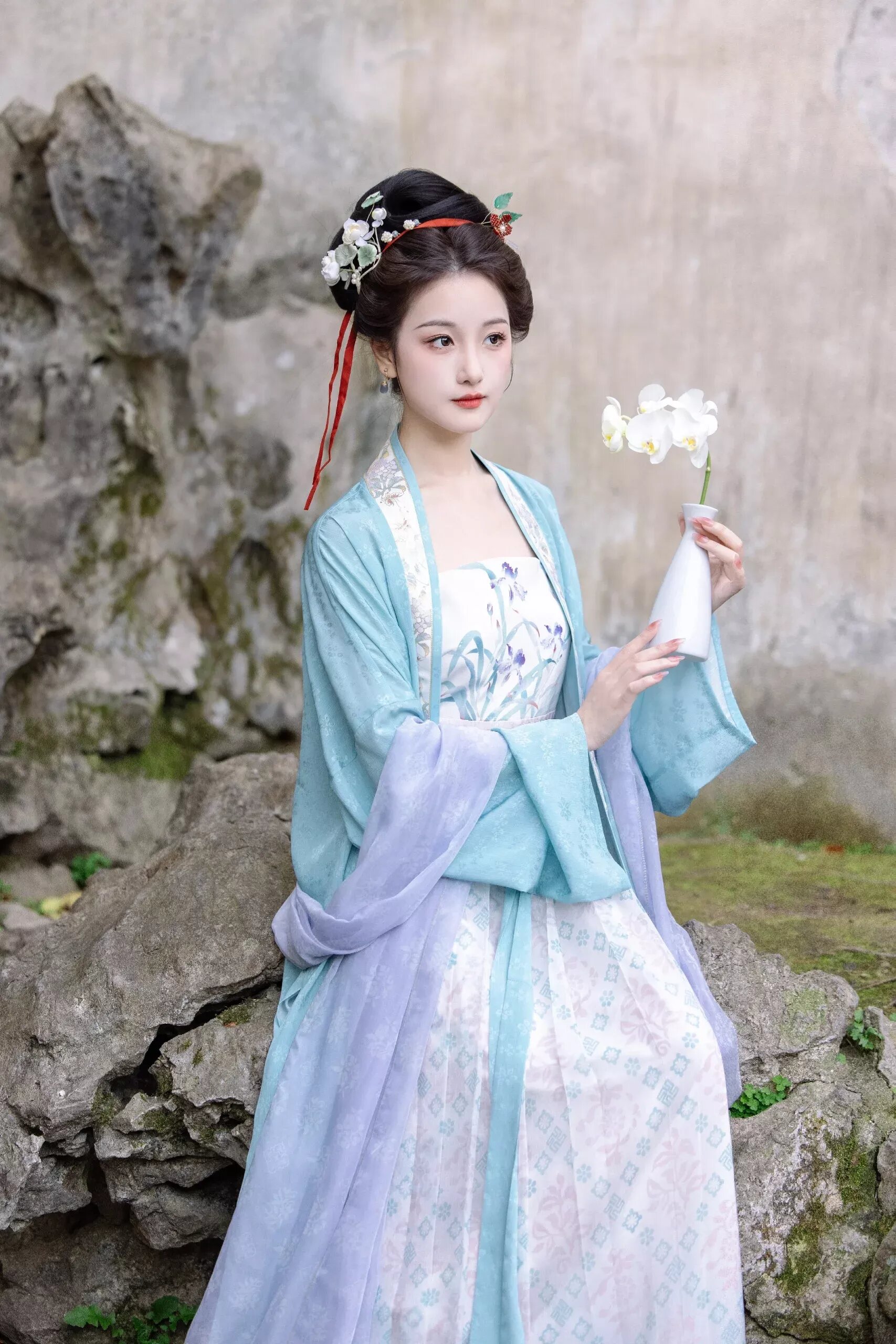 The Rise of the Commoner in Hanfu:The Story of a Civilian Hanfu Woman The Rise of the Commoner in Hanfu:The Story of a Civilian Hanfu Woman