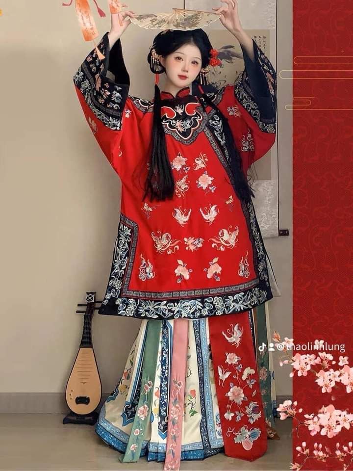 The Splendor of Hanfu Fashion in the Wei-Jin Era:A Tale of Girl Child in Traditional Elegance The Splendor of Hanfu Fashion in the Wei-Jin Era:A Tale of Girl Child in Traditional Elegance