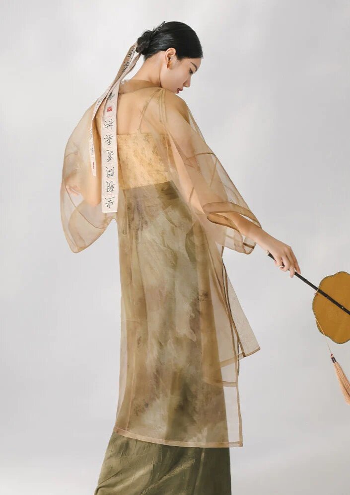Elegant Womens Tang-Style Chinese High-End Blouse for Spring and Autumn Elegant Womens Tang-Style Chinese High-End Blouse for Spring and Autumn