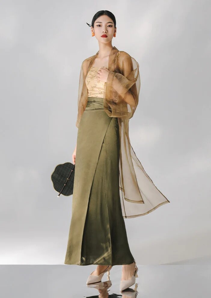 Baby Hanfu One-Piece Clothes:A Traditional Elegance for Newborn Comfort Baby Hanfu One-Piece Clothes:A Traditional Elegance for Newborn Comfort
